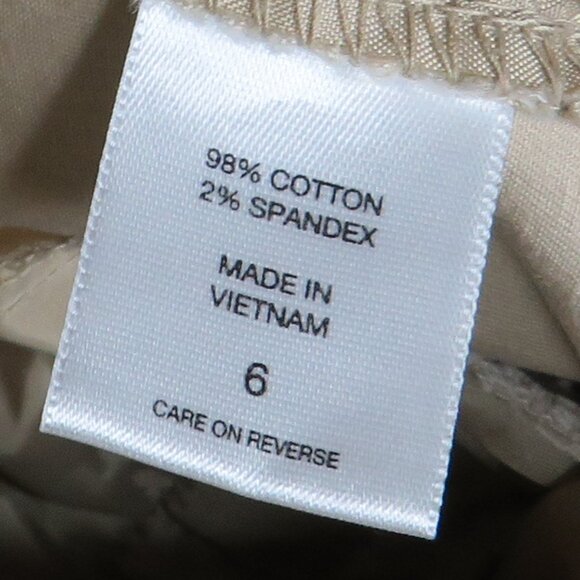 New York & Company* Women's Multipocketed 1.5" Belt Loop Khaki Capris~ Size 6 - Picture 4 of 13
